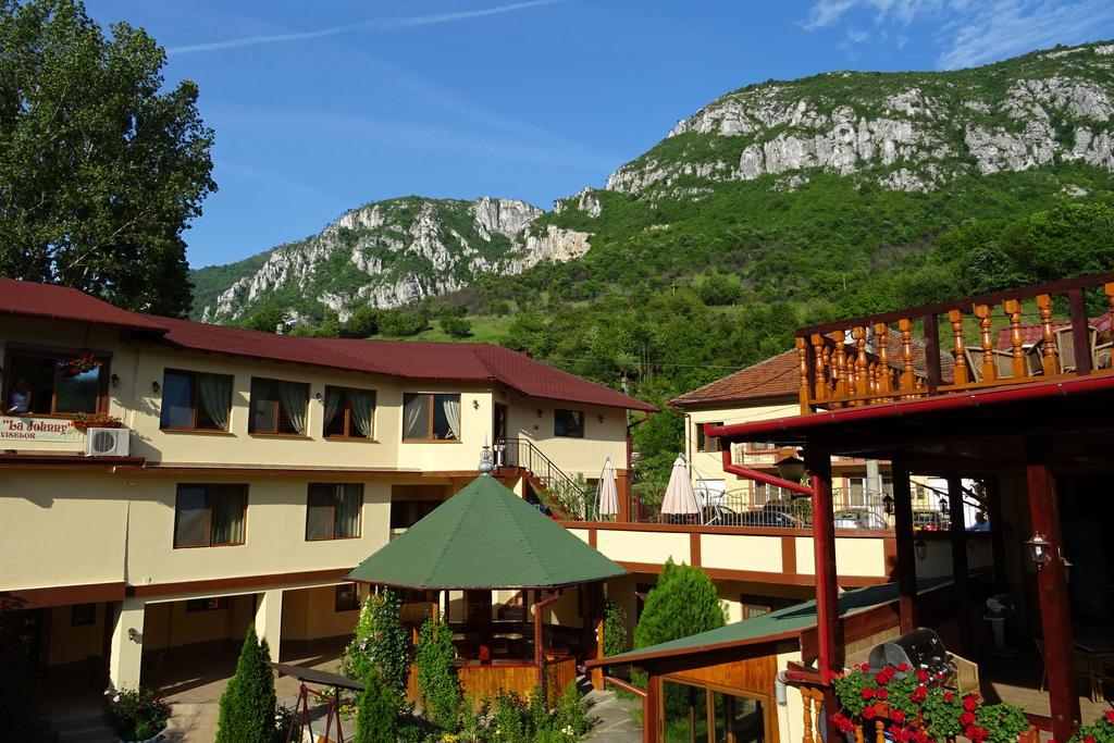 Pension Cuibul Viselor Baile Herculane Exterior photo