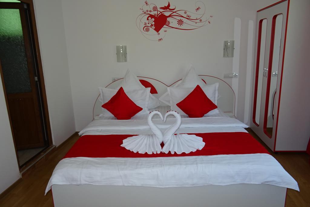 Pension Cuibul Viselor Baile Herculane Exterior photo